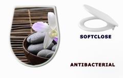 WC sedtko 24429510 - Purple orchids in wooden bowl - grafika na poklopu - Fialov orchideje v devn misce